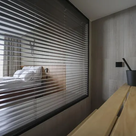 Sky Hill Apart-hotel