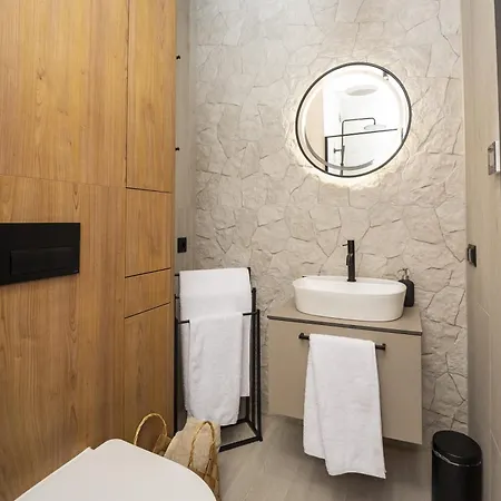Sky Hill Appartement *
